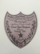 Une étiquette de champagne