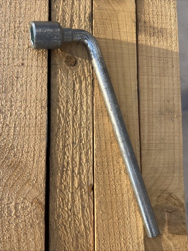 Chiave bulloni ruota - bulloni, 17”