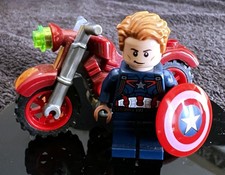 MINIFIGURE CAPTAIN AMERICA •