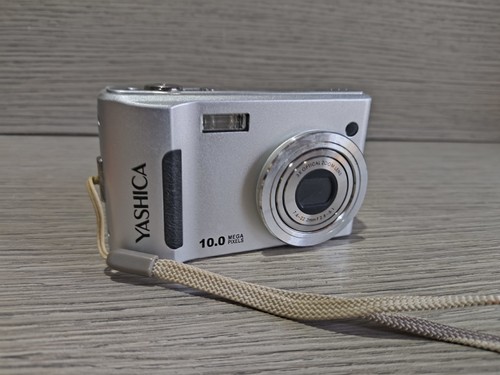 Fotocamera digitale yashica - fotocamera,