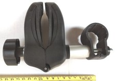 N.2 BRACCI +2 POMELLI CON