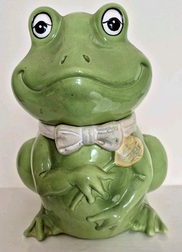 Large green ceramic frog - green,
