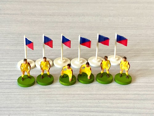 Subbuteo soccer ball boys - -,