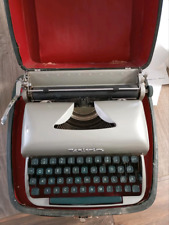 Macchina da scrivere Remington