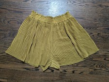 Gonna pantaloncino plissettato