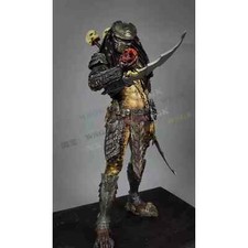Alien vs. Statua Predatore H33cm Kit Non Verniciato Non Assemblato Collezione Figure