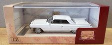 Modelli di francobolli 1962 Cadillac Coupe de Ville 1:43 bianco olimpico