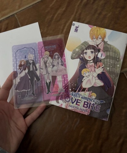 Otaku vampire love bite - otaku,