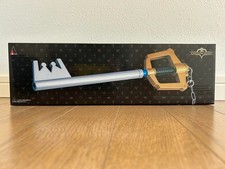 SQUARE ENIX Kingdom Hearts Light Up Keyblade Kingdom Chain Ver.2 senza batterie
