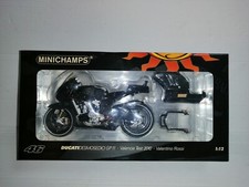 DUCATI DESMOSEDICI GP11 TEST VALENCIA 2010 VALENTINO ROSSI MINICHAMPS 1/12