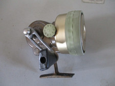 Moulinet peche - (fishing, reel)