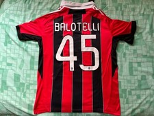 Replica Maglia Milan stagione