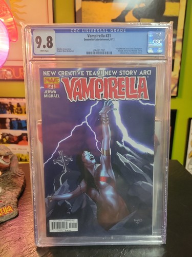 Vampirella cgc 8 - #21, 9.8