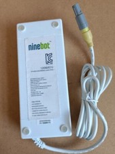 Alimentatore adattatore