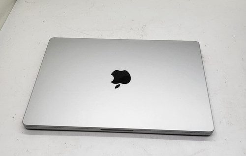 Apple macbook pro m1 - 14",