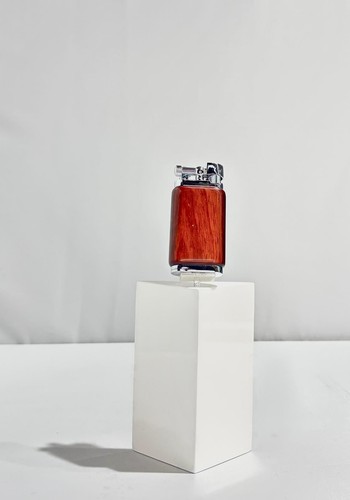 Accendino con fiamma - fiamma, dolce