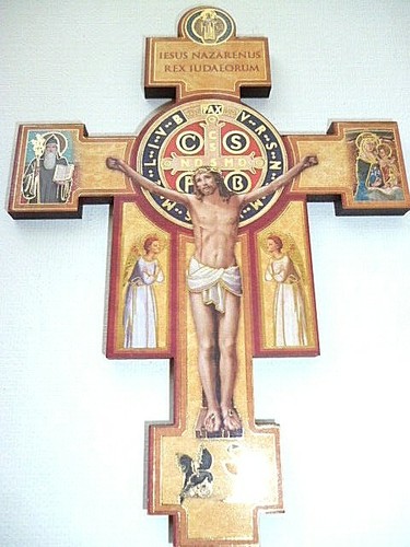 Benedict wood cross 6 - st,