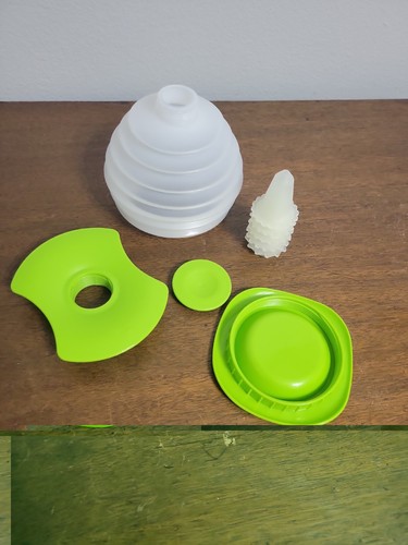 Tupperware squeeze set - tupperware,