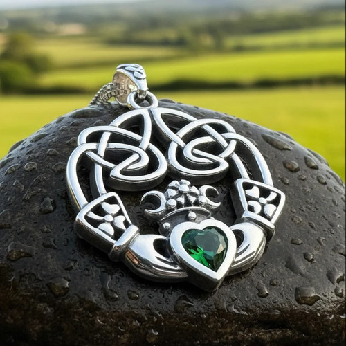Collana claddagh irlandese - claddagh, in