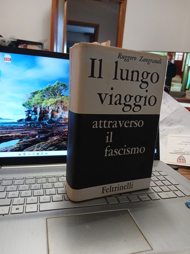 Lungo viaggio attraverso il - viaggio,