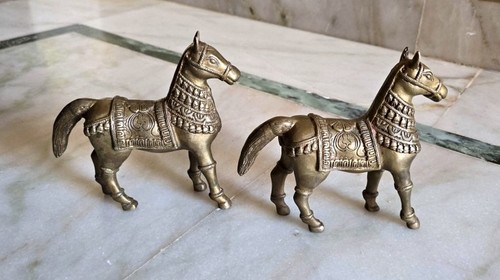Antica statua cavallo - , 2