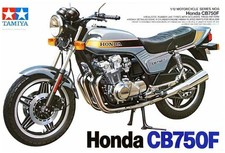 Tamiya 14006 Honda CB 750F Kit