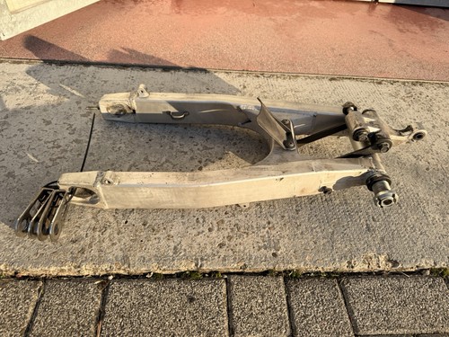 Forcellone originale suzuki - forcellone,