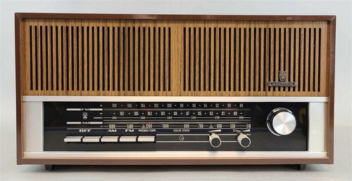 Grundig model 121u solid - model,
