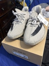 Adidas Yeezy 350 V2 grigio