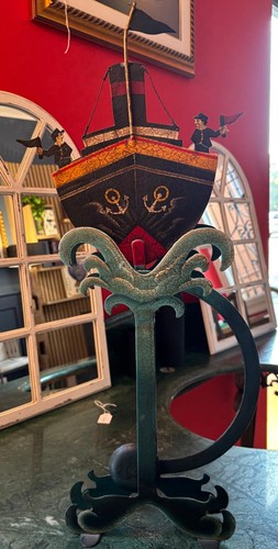 Scultura decorativa nave - , in