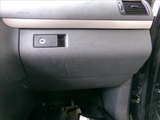 cassetto portaoggetti