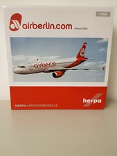 1:200 Herpa Wings 557412 Air Berlin Airbus A320 con registrazione D-ABZF