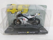 I119956 MOTO 1/18 Valentino Rossi - Yamaha YZR M1 - Estoril 2009