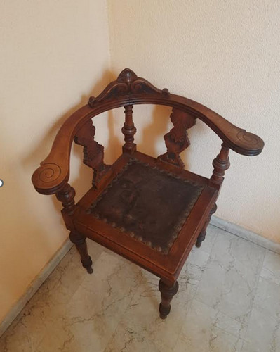 Antica sedia epoca in - antica,