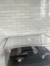 DODGE CHARGER R/T 1975 RED WITH BLACK ROOF 1:43 Whitebox con vetrinetta