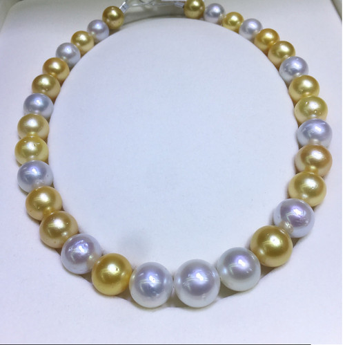 Enorme collana perle - enorme,