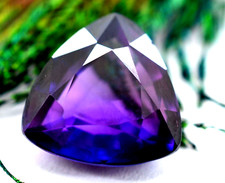Rara pietra preziosa