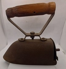 Ferro da Stiro Antico con