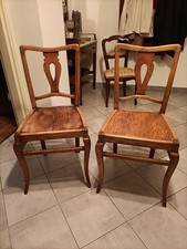 coppia di sedie in legno