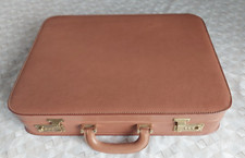 Valigetta in pelle chiara I