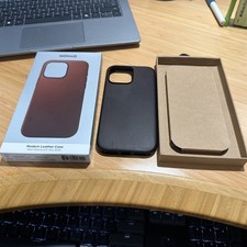 Custodia Nomad robusta in