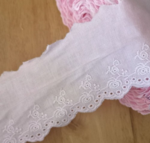 Yards wide eyelet - 3"wide, cotton
