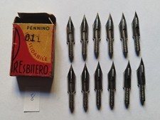 Antica scatola. 12 pennini