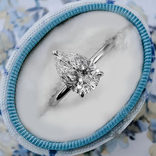 Fedi Nuziali Diamanti Pera Coltivata in Laboratorio 2,10 Ct Certificata IGI...