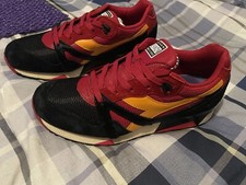 Taglia 9,5 Packer X Raekwon X