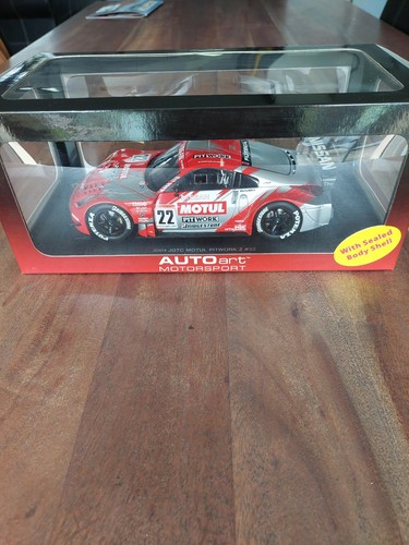 Autoart nissan 350 z 2004 - 1/18,