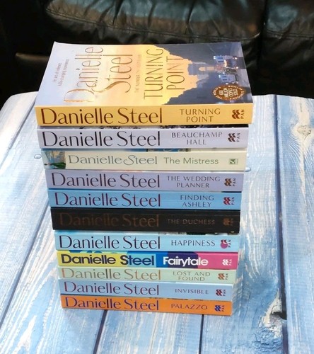 Danielle steel paperback - x,