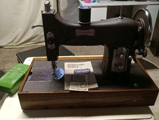 Antica macchina da cucire