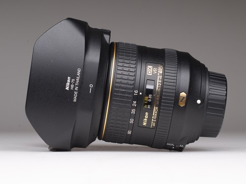 Nikon 16 80 - af-s, dx