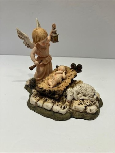 Landi statuina angelo - ,, gesù
